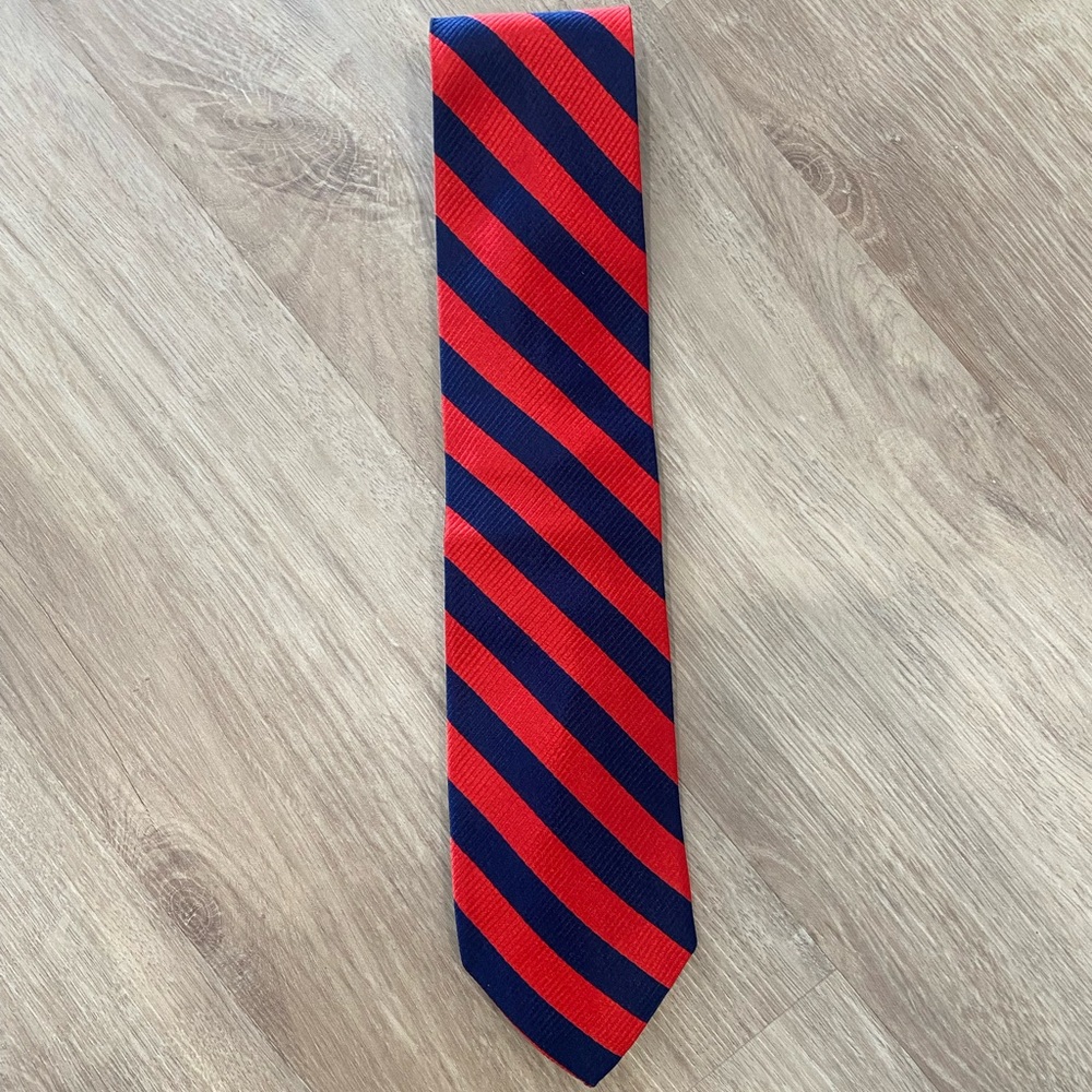 Paul Fredrick silk tie